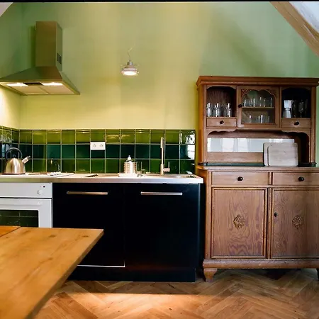 Gutshaus Altbauhof * Dargun