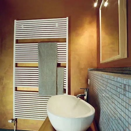 アパート Gutshaus Altbauhof Dargun