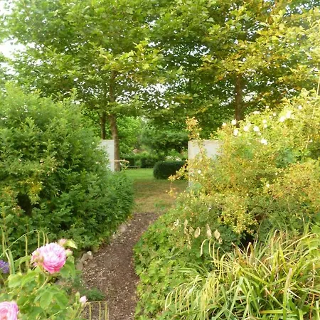 Gutshaus Altbauhof * 다르군