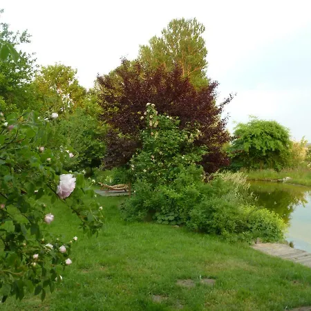 アパート Gutshaus Altbauhof